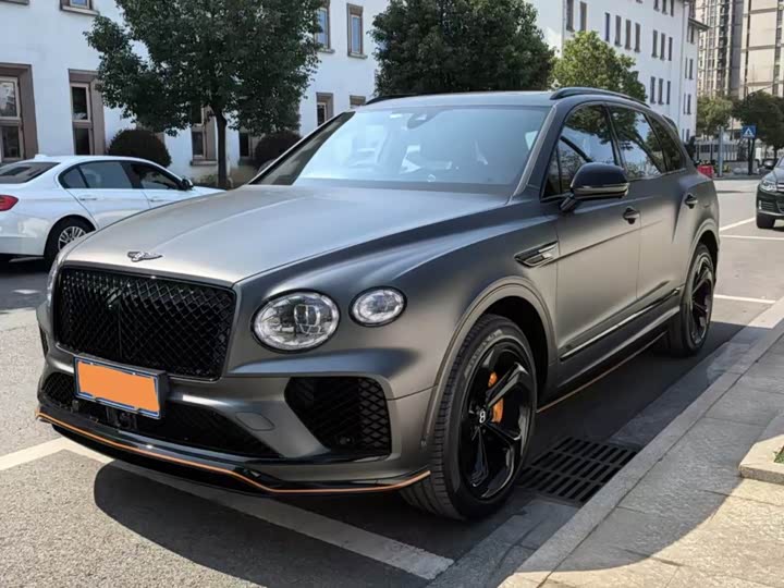 Bentley Bentayga, 2025 — купить в Йошкар-Оле под ключ
