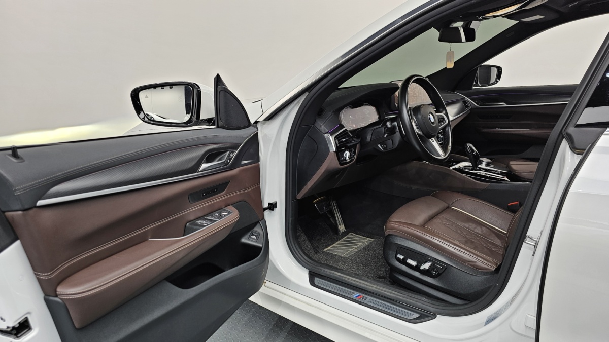 BMW Gran Turismo, 2023 — фото 10 из 12