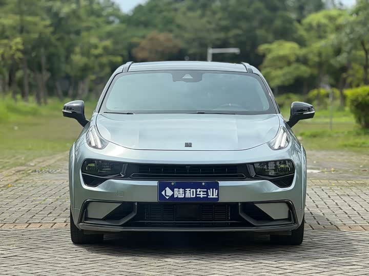 Lynk & Co 02 Hatchback, 2022 — фото 2 из 9