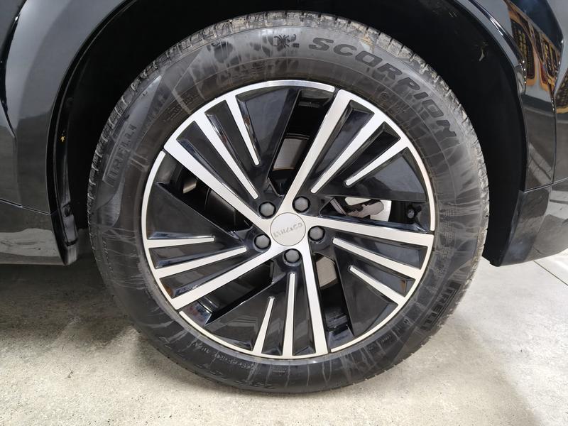 Lynk & Co 08 EM-P Hybrid, 2024 — фото 9 из 12
