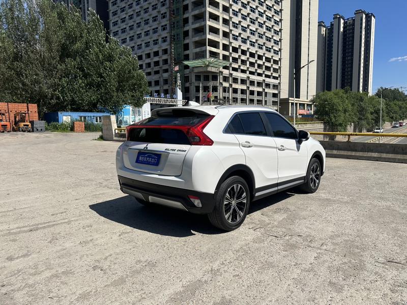 Mitsubishi Eclipse Cross, 2022 — фото 6 из 12
