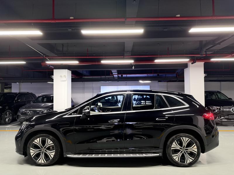 Mercedes-Benz EQE SUV, 2025 — фото 4 из 12