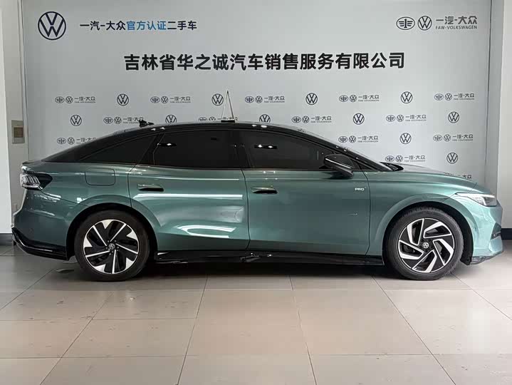 Volkswagen ID.7 Vizzion, 2023 — фото 4 из 9