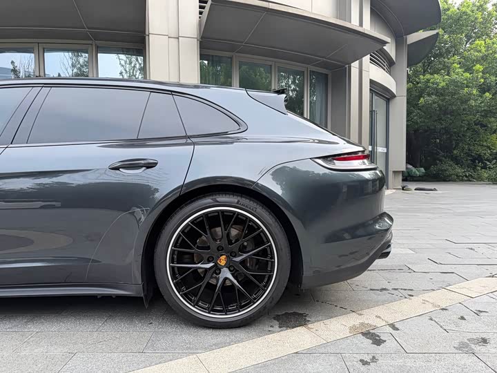 Porsche Panamera, 2022 — фото 8 из 9