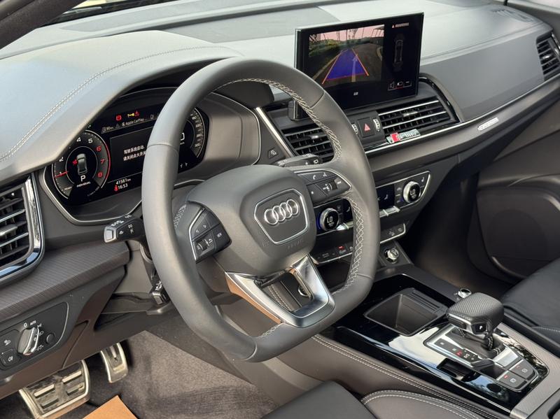 Audi Q5L, 2024 — фото 11 из 12