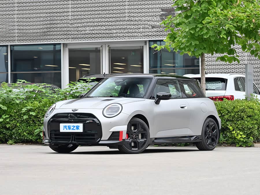 Mini Cooper JCW, 2026 — купить в Тольятти под ключ