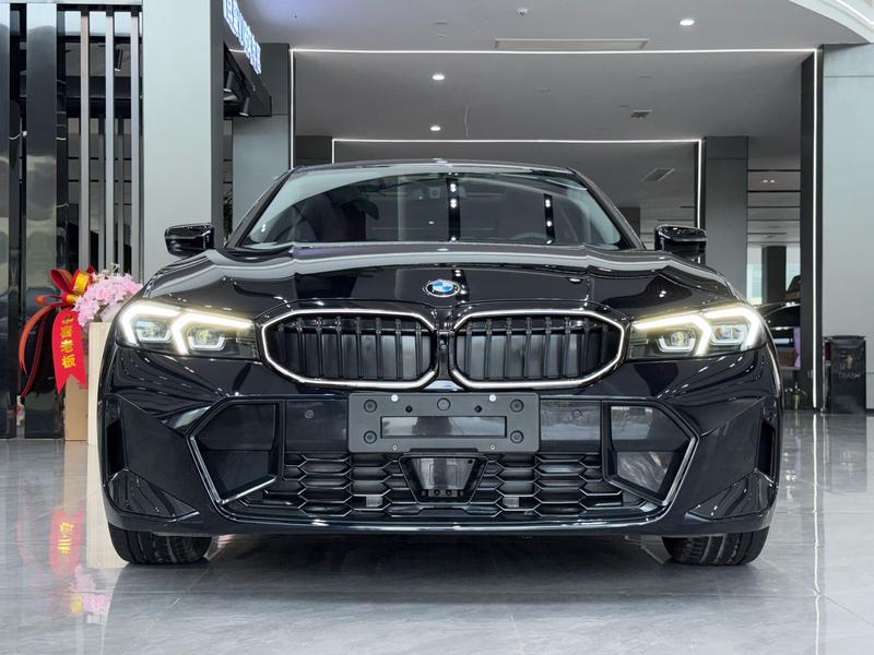 BMW 3 Series, 2025 — фото 2 из 9