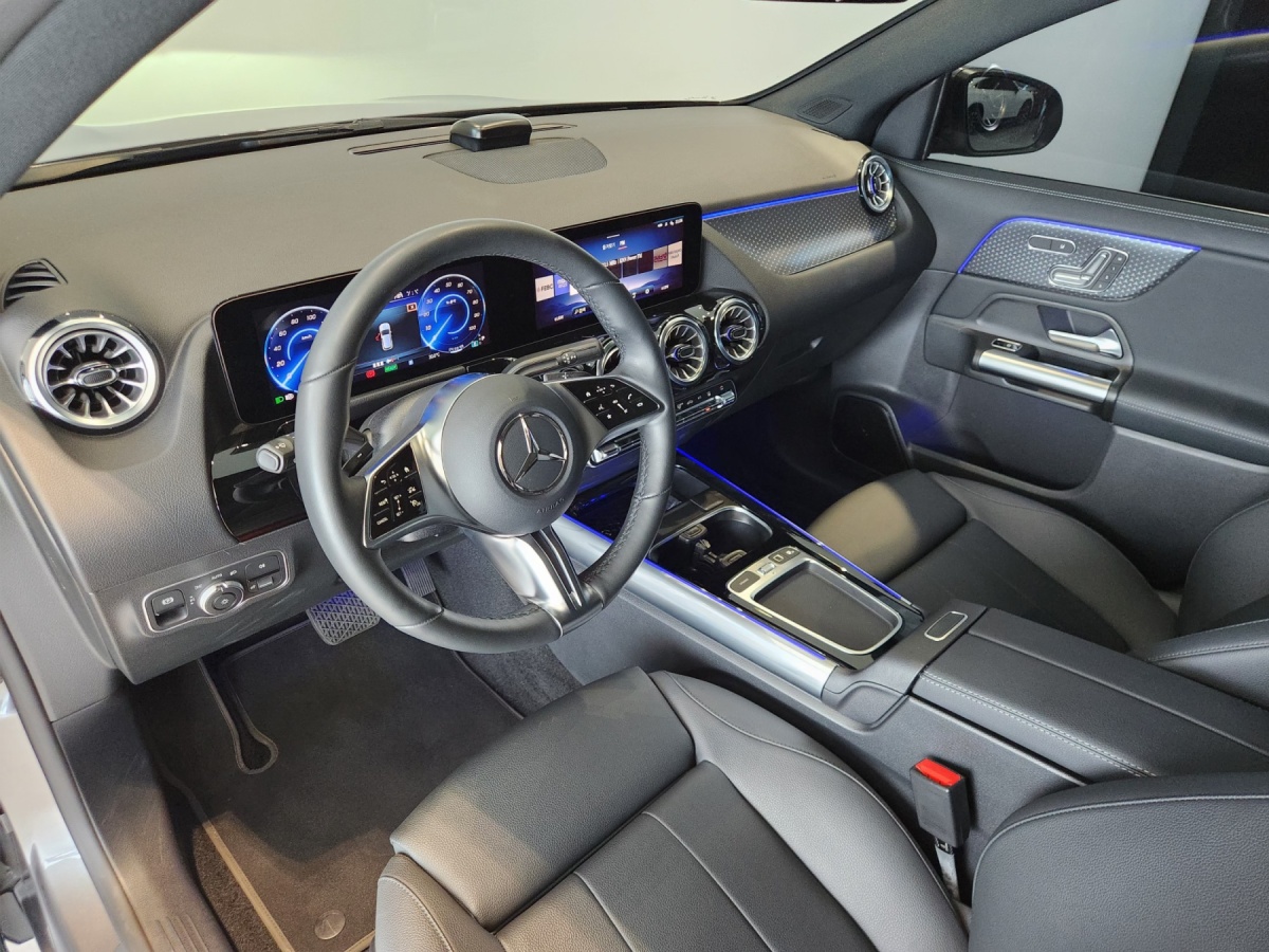 Mercedes-Benz EQA, 2025 — фото 12 из 12