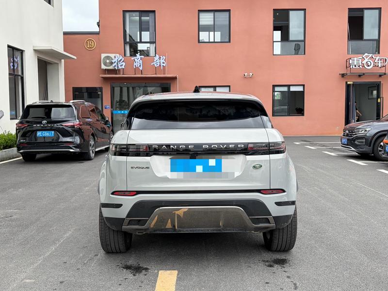 Land Rover Range Rover Evoque L, 2025 — фото 5 из 10
