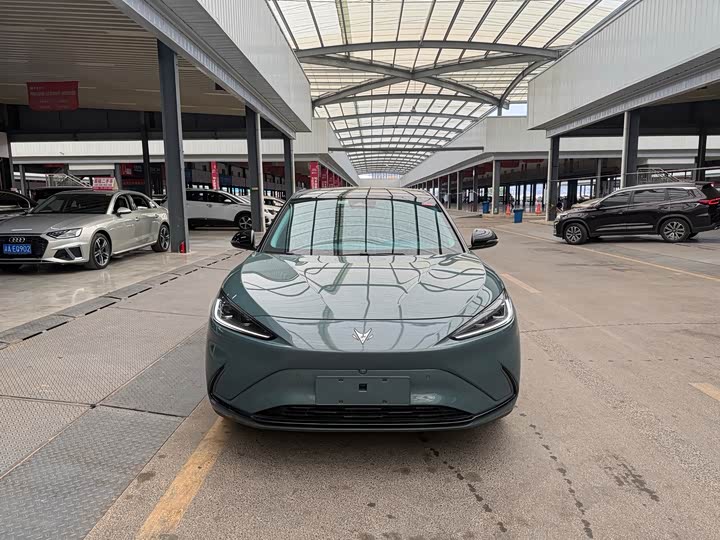 BAIC Arcfox Alpha S, 2023 — фото 2 из 9