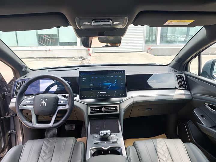 BYD Song L DM-i Hybrid, 2024 — фото 4 из 9