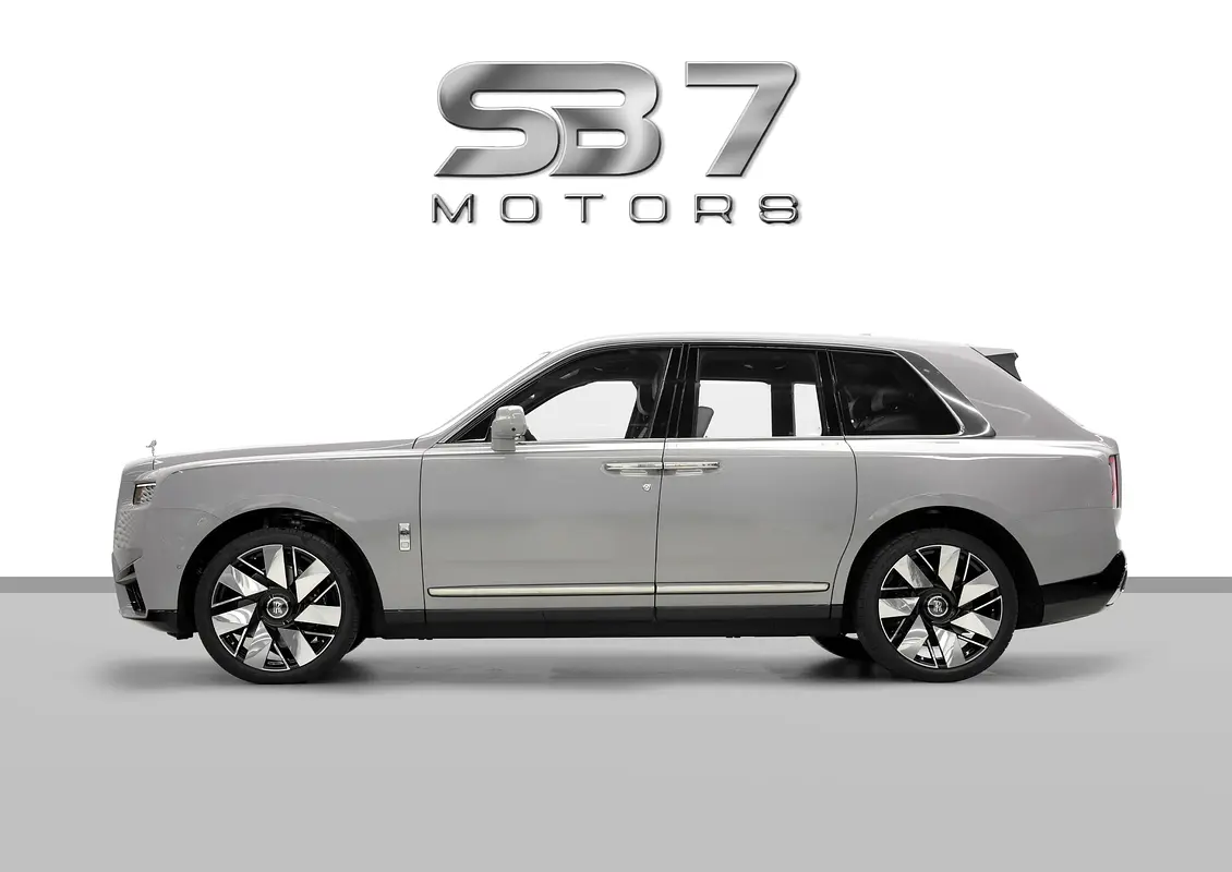 Rolls-Royce Cullinan, 2026 — фото 3 из 10