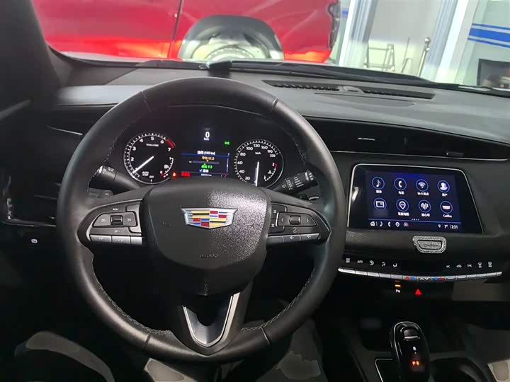 Cadillac XT4, 2022 — фото 6 из 9