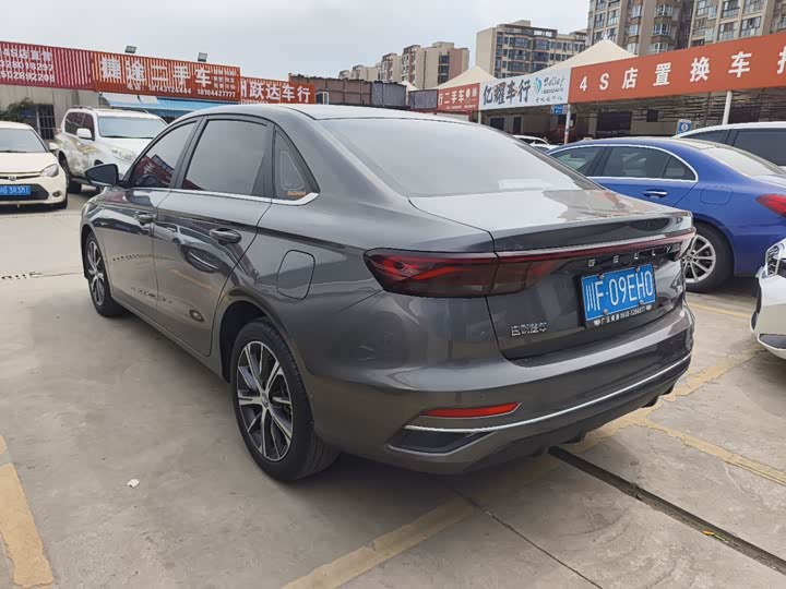Geely Emgrand, 2021 — фото 6 из 9