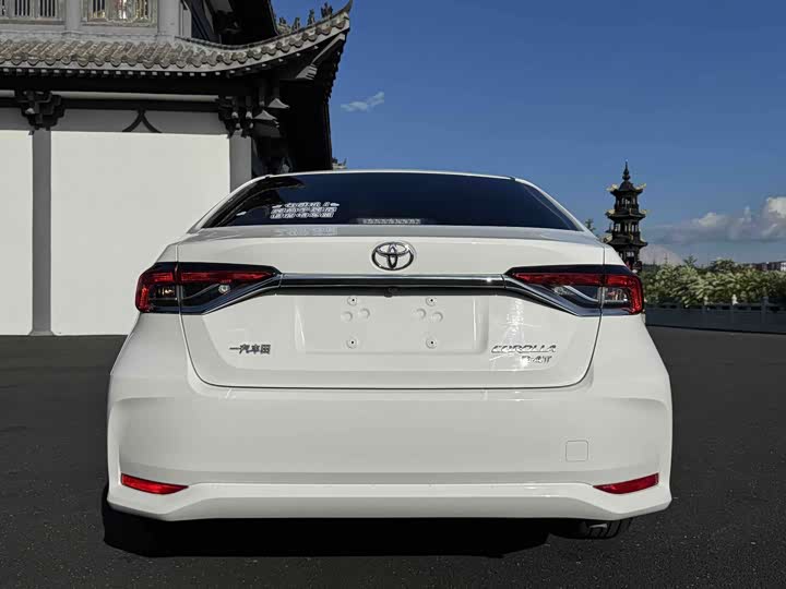 Toyota Corolla, 2023 — фото 5 из 9