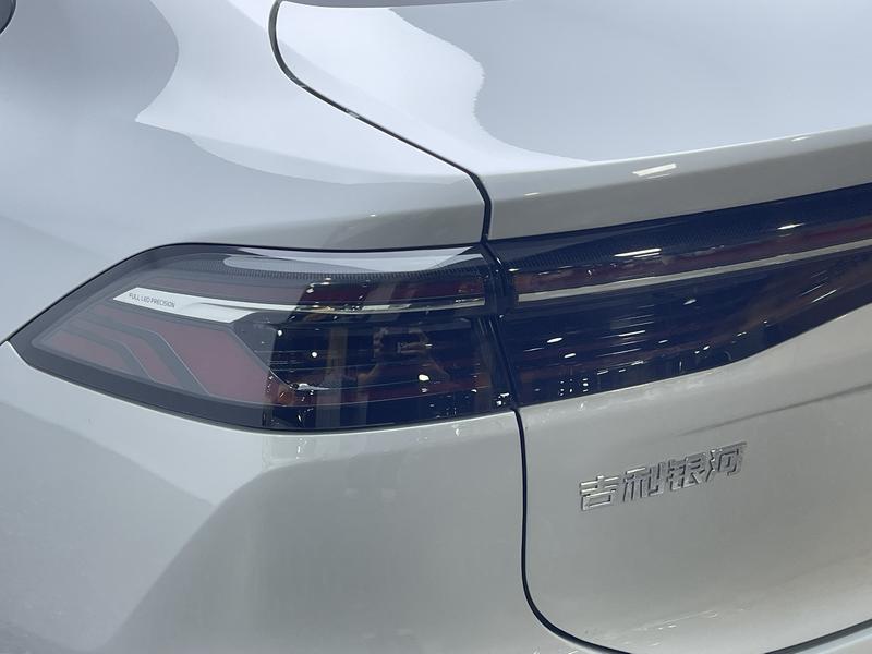 Geely Galaxy A7, 2025 — фото 10 из 12