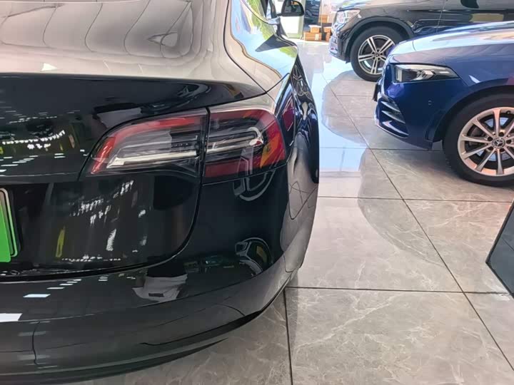 Tesla Model 3, 2022 — фото 8 из 9