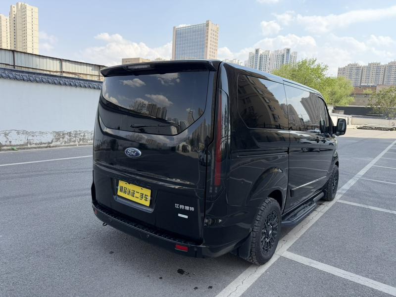 Ford Tourneo, 2022 — фото 7 из 12