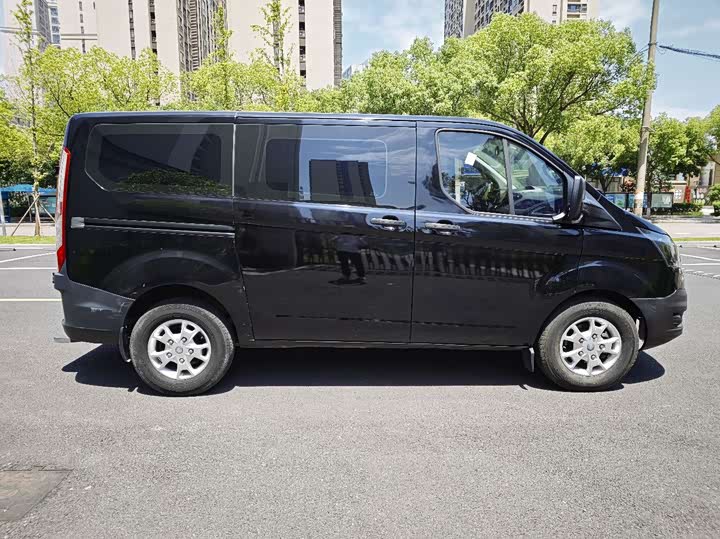 Ford Transit, 2022 — фото 4 из 9