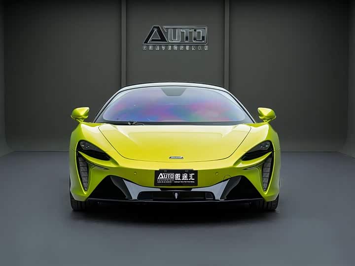 McLaren Artura, 2023 — фото 2 из 9