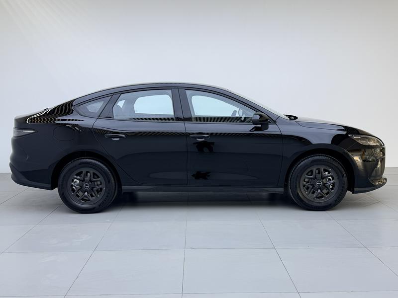 BYD Seal 05 DM-i Hybrid, 2025 — фото 8 из 12