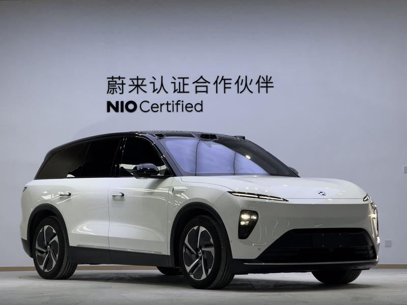 Nio ES8, 2024 — фото 3 из 12