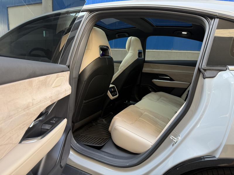 Mazda EZ-6, 2025 — фото 9 из 10