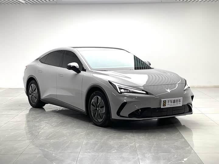 BAIC Arcfox Alpha S5, 2025 — фото 3 из 9
