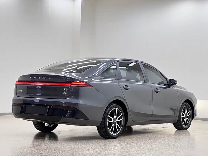 Roewe D6, 2025 — фото 7 из 9
