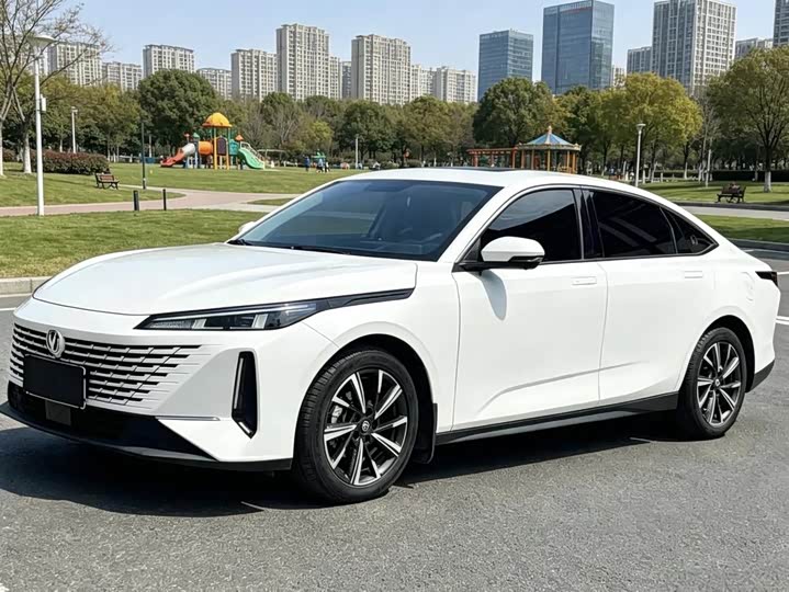 Changan Yida, 2023 — купить в Оренбурге под ключ