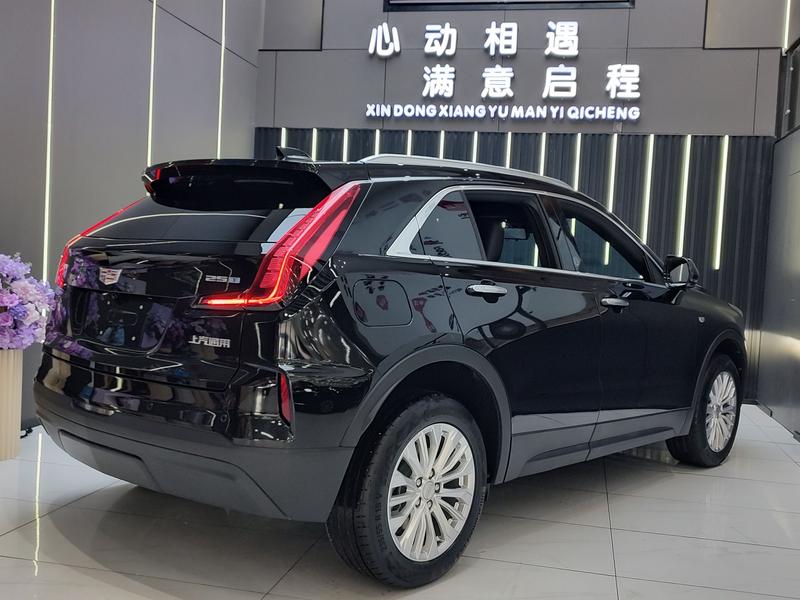 Cadillac XT4, 2023 — фото 6 из 9