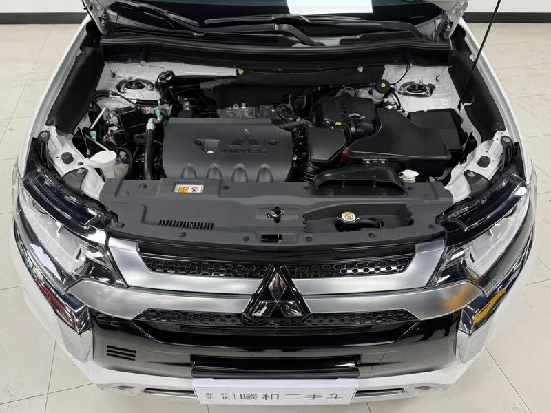 Mitsubishi Outlander, 2021 — фото 8 из 12