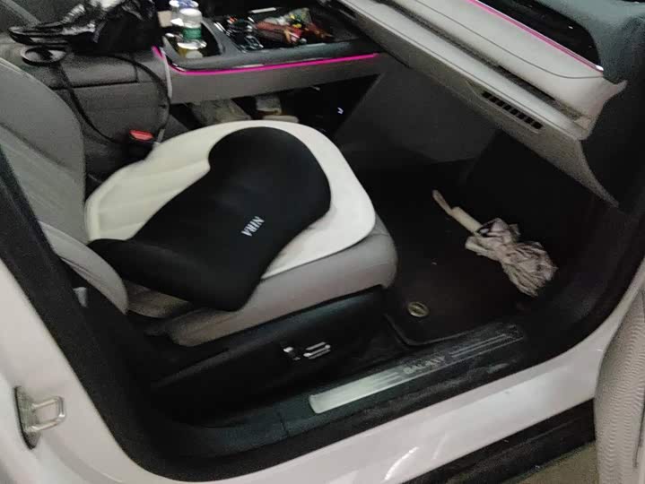Geely Galaxy Starshine 8 EM-i, 2025 — фото 8 из 9
