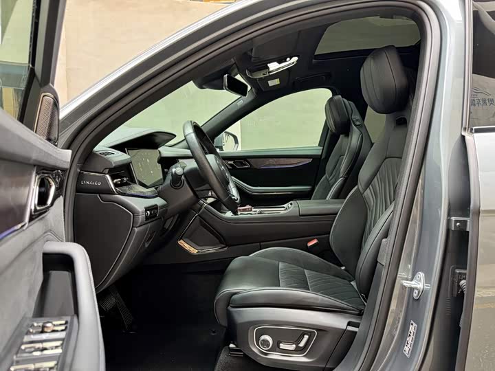 Lynk & Co 09 EM-P Hybrid, 2022 — фото 9 из 9