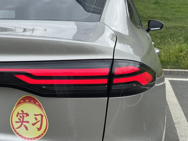 Geely Galaxy Starshine 6, 2025 — фото 8 из 12
