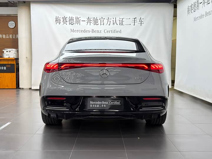 Mercedes-Benz EQE, 2023 — фото 4 из 9
