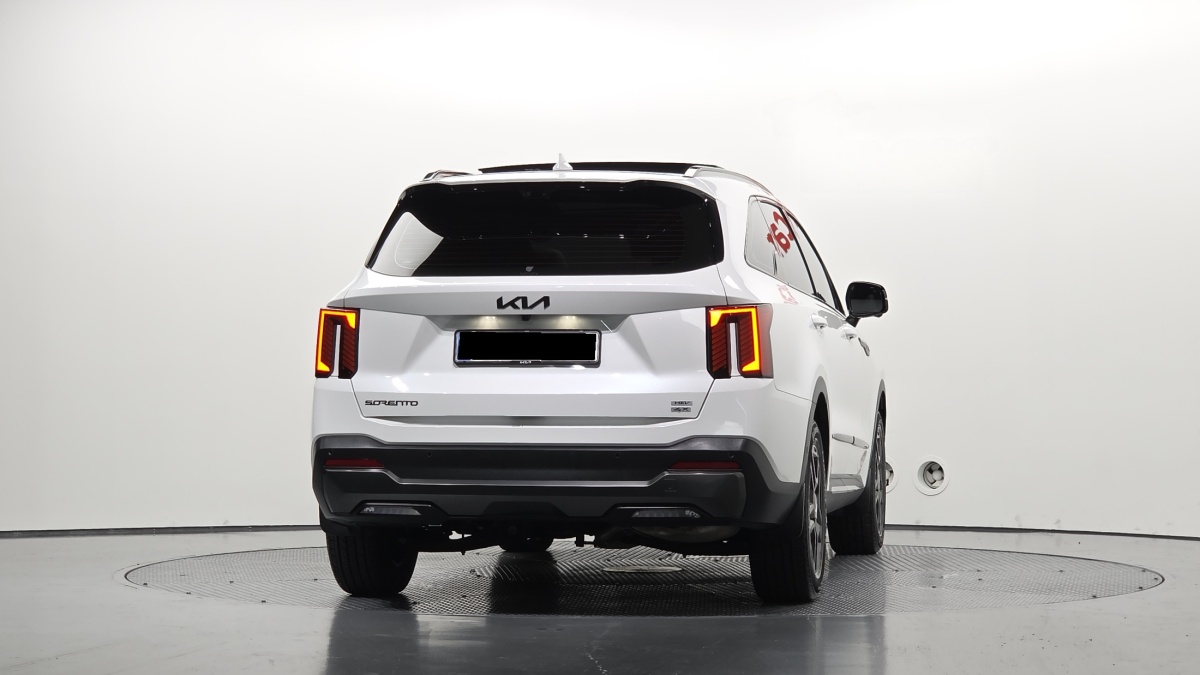 Kia Sorento, 2024 — фото 4 из 12