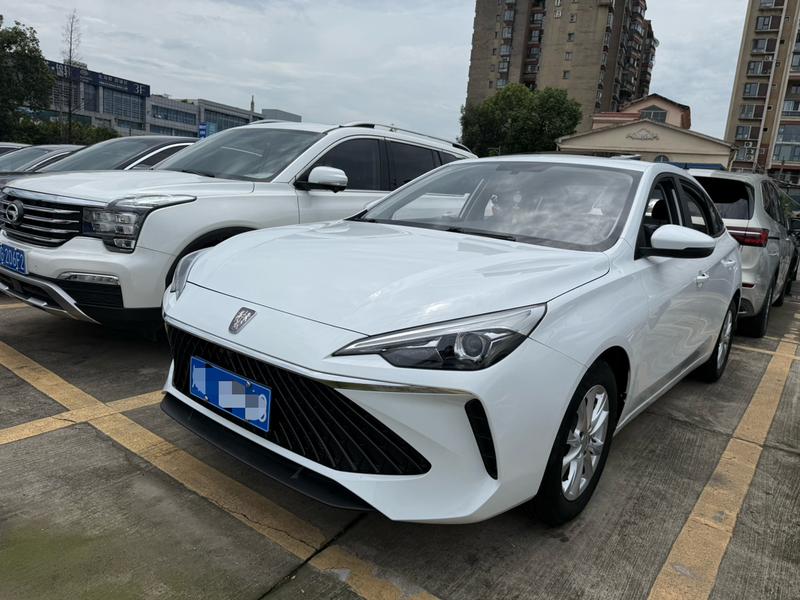 Roewe i5, 2025 — купить в Оренбурге под ключ
