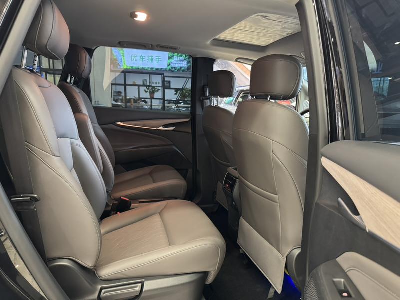 Maxus G50 Hybrid, 2026 — фото 12 из 12