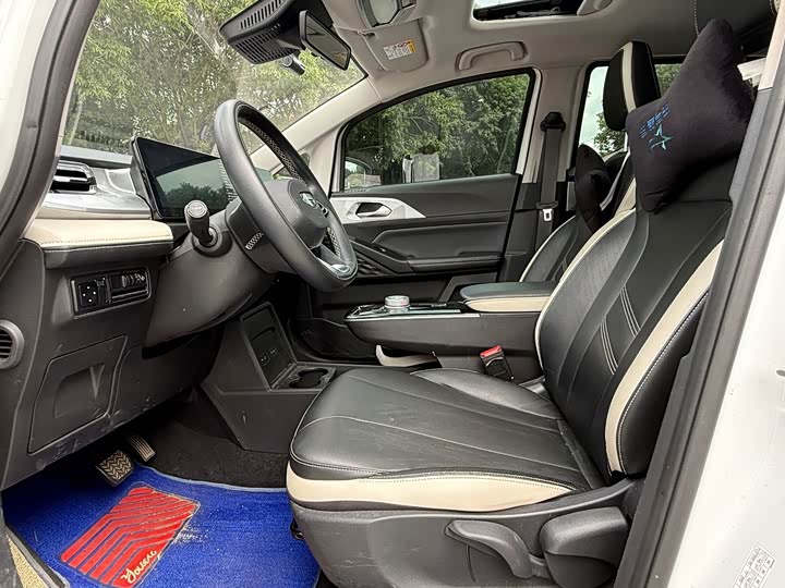 Geely Geometry E Firefly, 2022 — фото 4 из 9