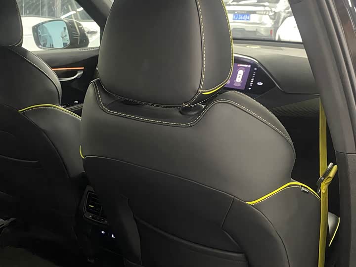 Geely Tugella S, 2021 — фото 8 из 9
