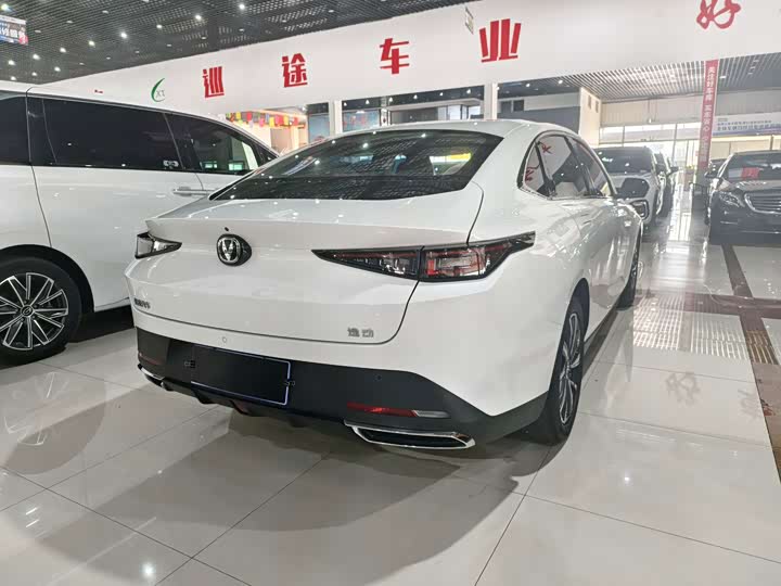 Changan Eado Plus, 2025 — фото 5 из 9