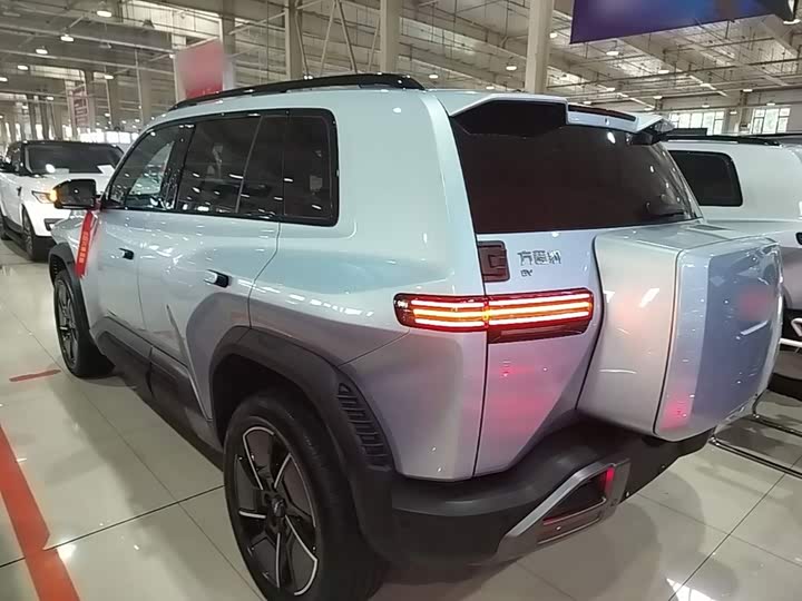 BYD FangChengBao Titanium 3 (Tai 3), 2025 — фото 5 из 9