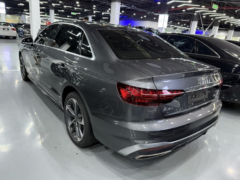Audi A4L, 2022 — фото 4 из 12