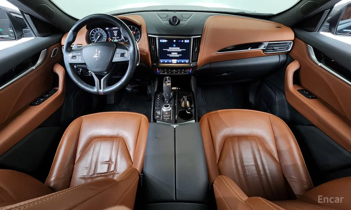 Maserati Levante, 2021 — фото 7 из 12