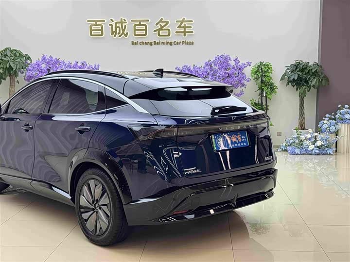 Nissan Ariya EV, 2022 — фото 8 из 9