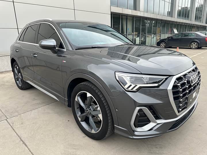 Audi Q3, 2023 — фото 3 из 9