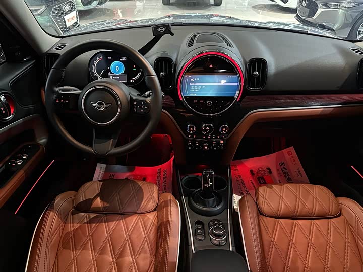 Mini Countryman, 2023 — фото 9 из 9