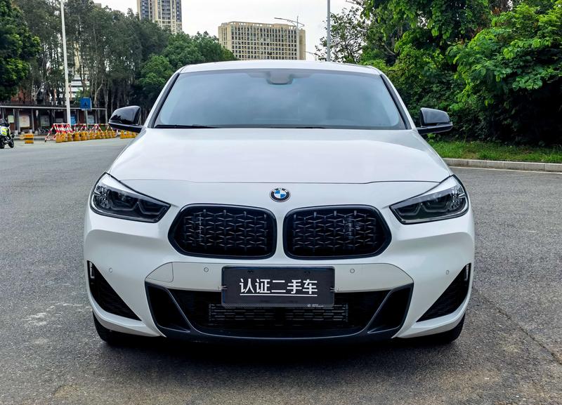 BMW X2, 2022 — фото 2 из 12