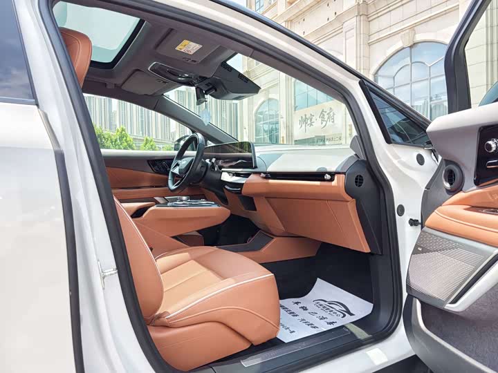 Cadillac Optiq, 2024 — фото 9 из 9